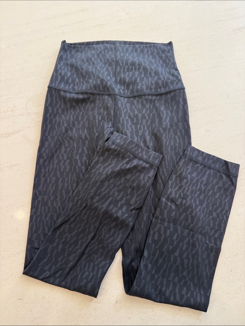Lululemon Align Legging 25” High-Rise Latice Work Emboss Black Sz 2